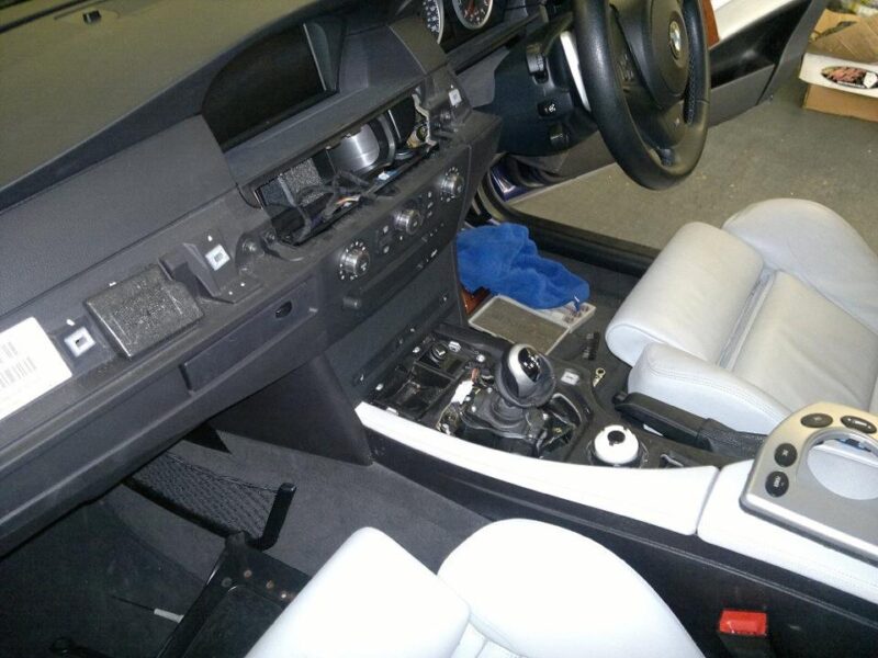 BMW M5 trim removed for dipping