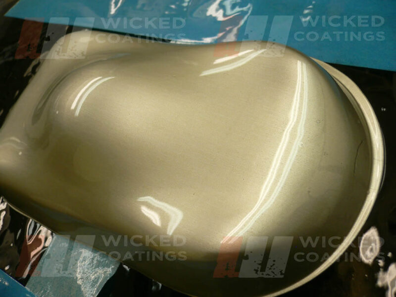 'brushed aluminium' on silver base