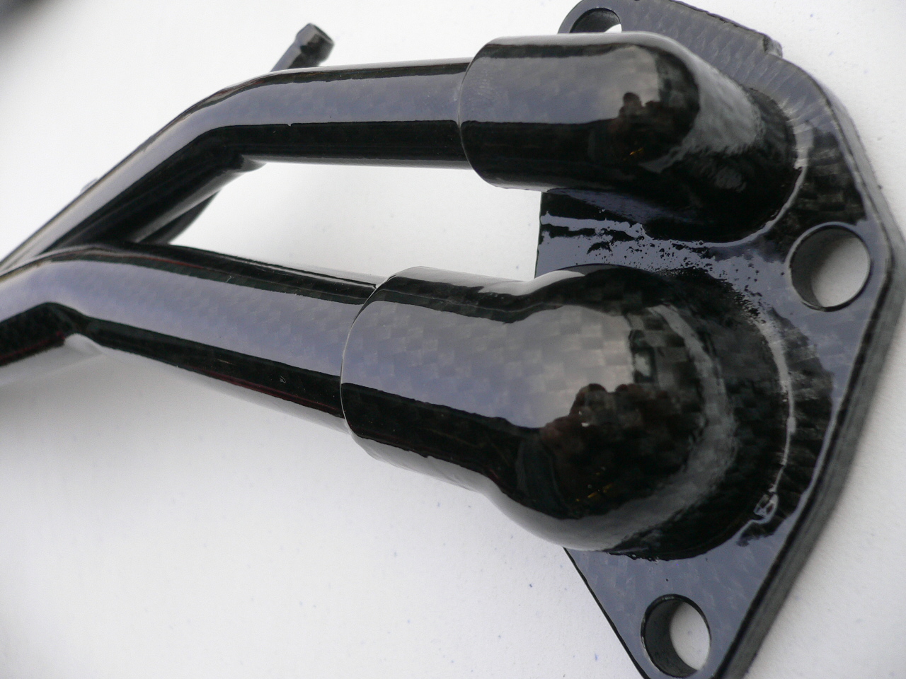 Nissan 300zx engine pipe in carbon
