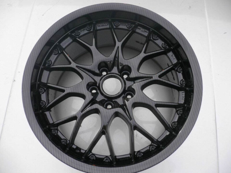 carbon dip on wheel