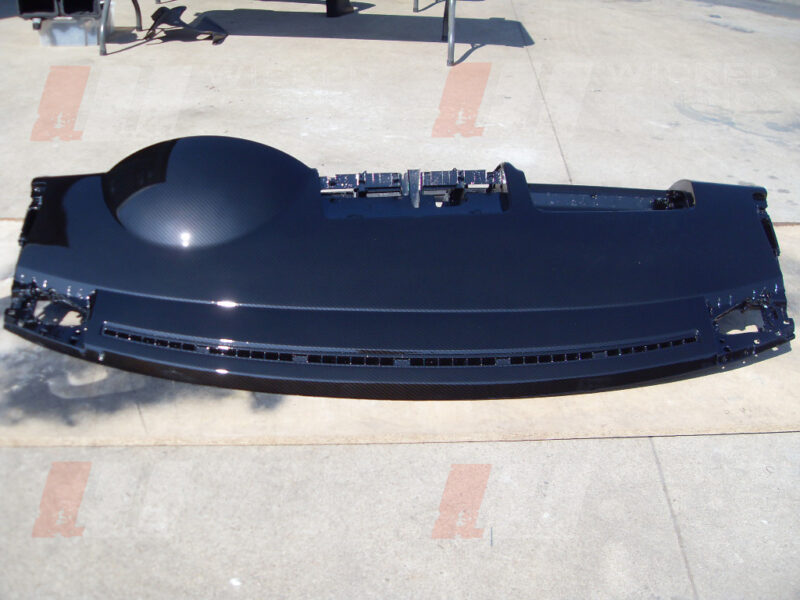 carbon dipped VW T5 dashboard