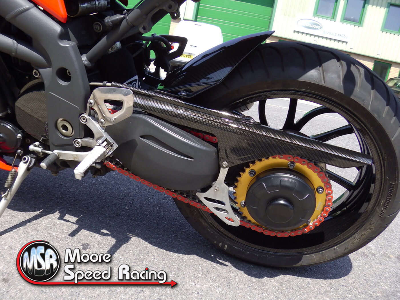 Nice shot of this carbon dipping (water transfer printing) project