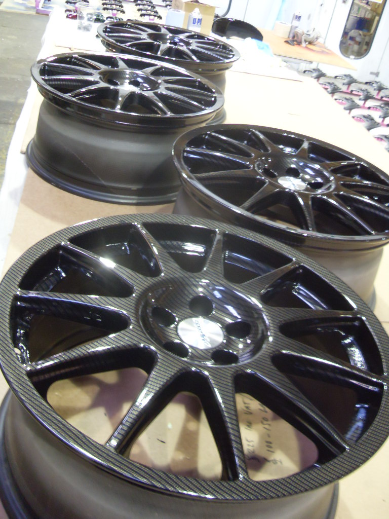 Carbon dipped car rim