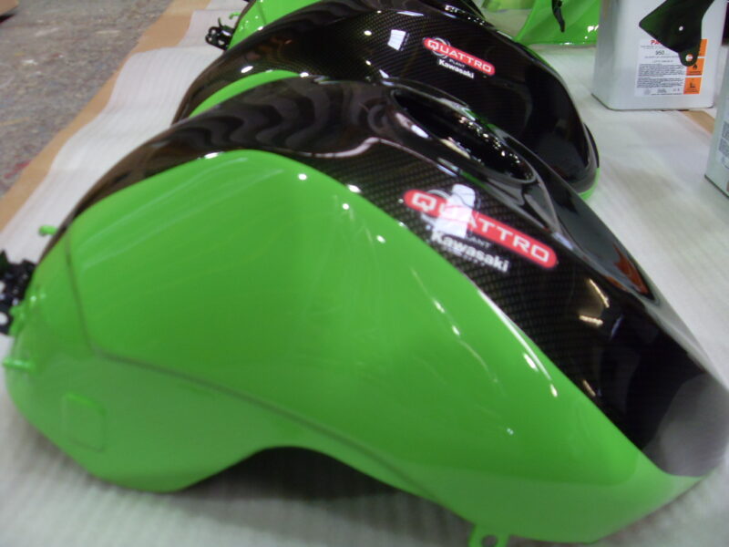 Bournemouth Kawasaki Race Team custom painted and carbon dipped parts