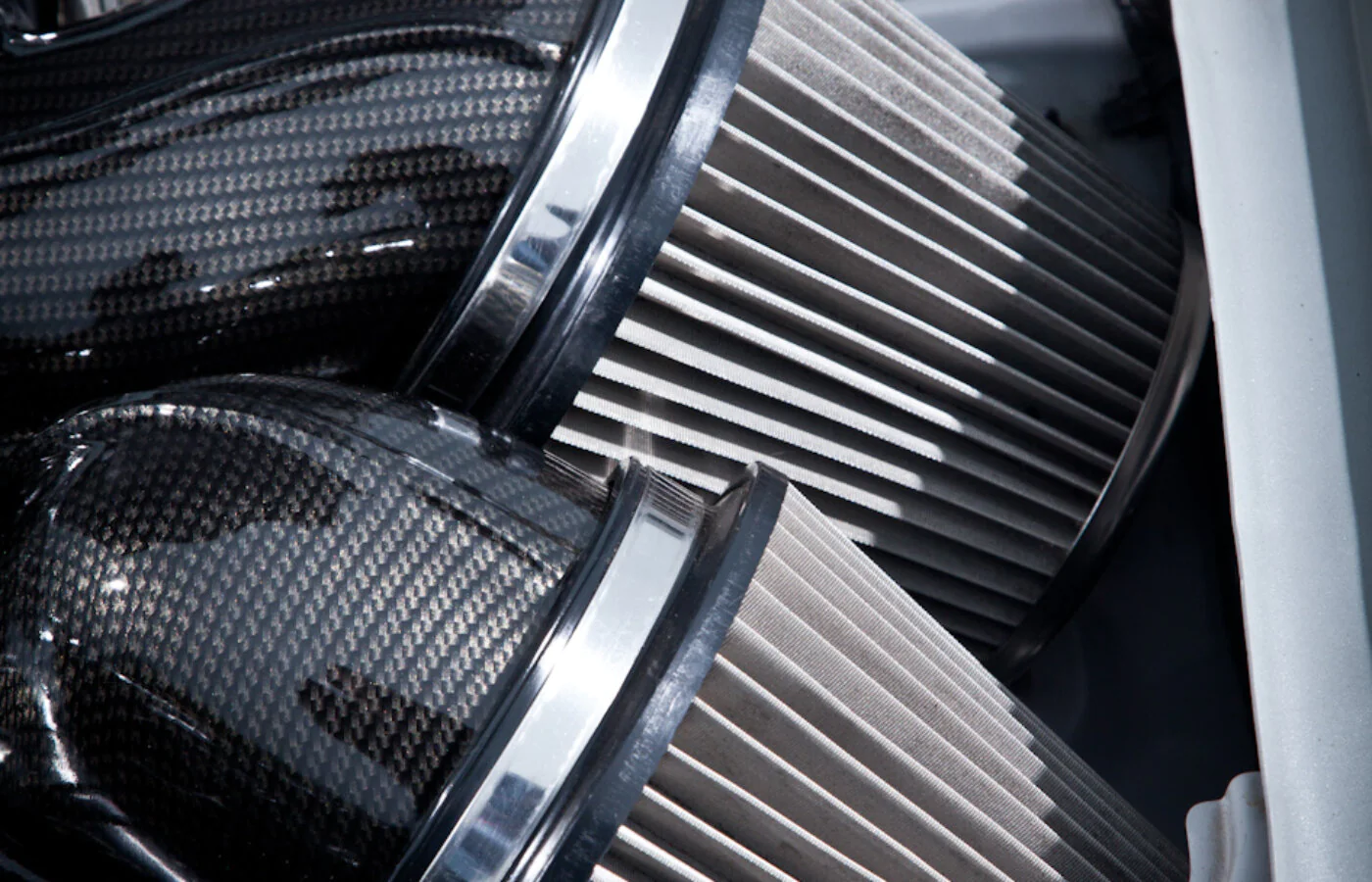 Donald Walker – Carbon coating for R33 GTR