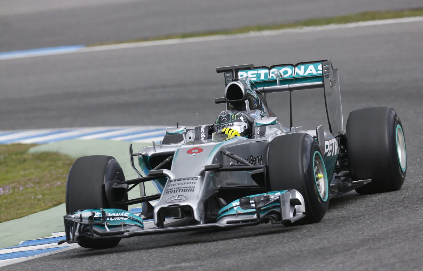 Lewis makes history with the Mercedes F1 W05 Hybrid