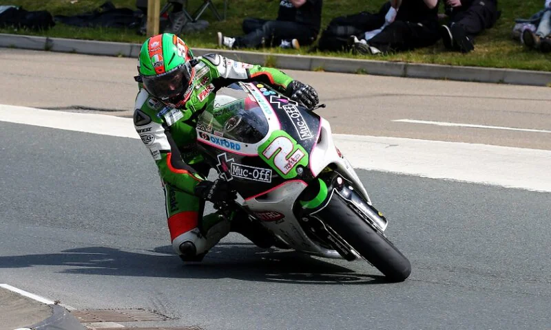 Hillier ends TT2015 with Spectacular Second Place Finishes