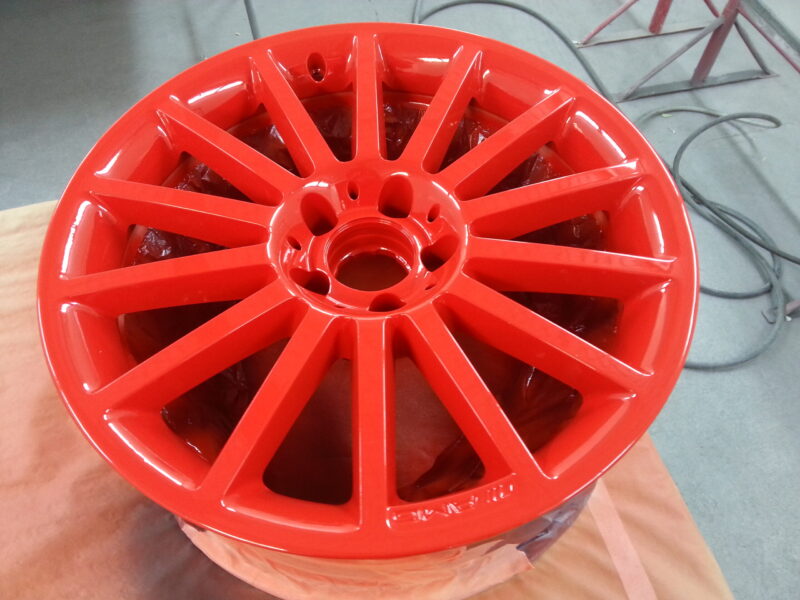 Mercedes AMG alloy Wheels Painted Red