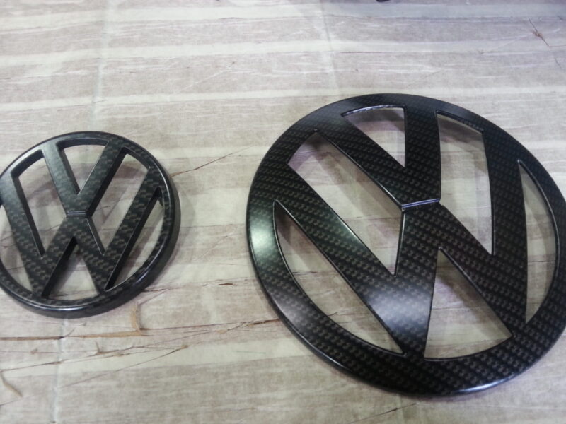 VW Exterior Various Parts Coated In Carbon Fibre Hydrographic Film Painted Black