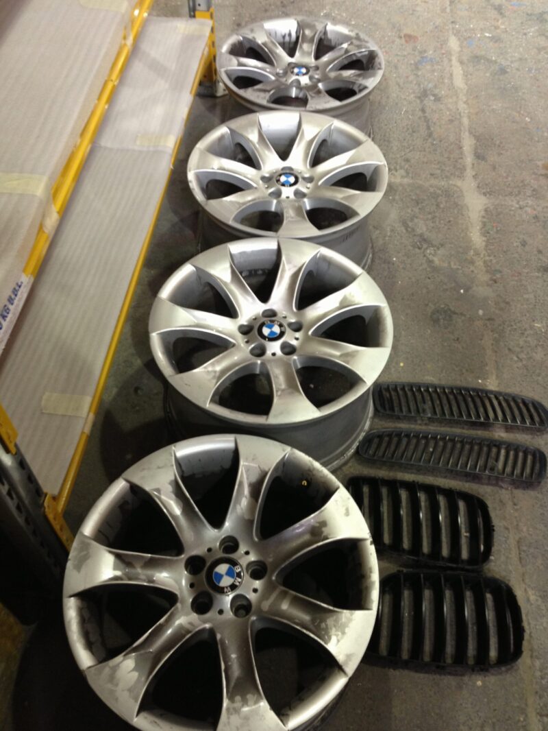 BMW alloy wheels coated in carbon fibre