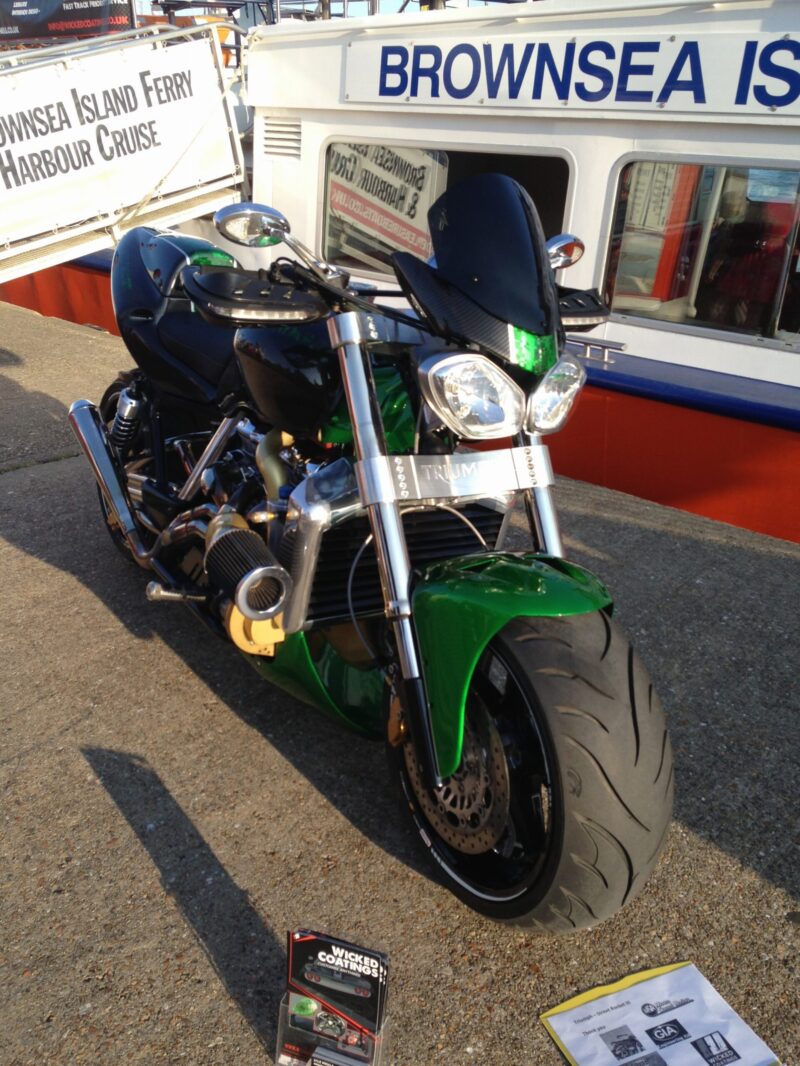 Triumph coated in carbon fibre painted green ( Pool Bike Show )