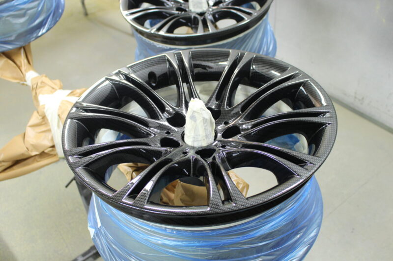 Car Alloy Wheels Coated In Carbon Fibre
