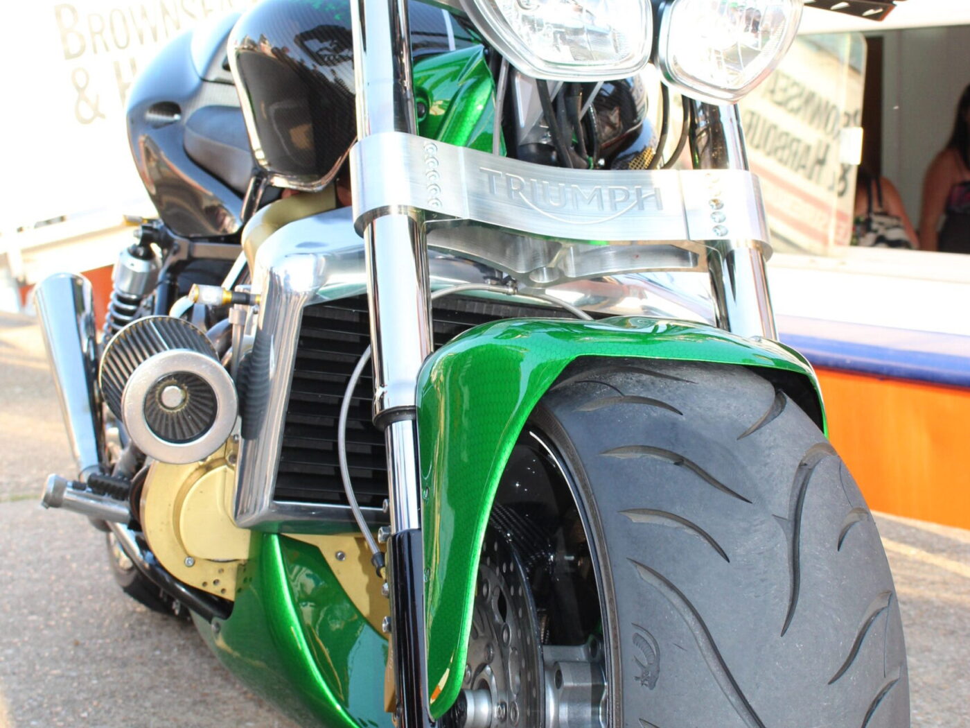 Triumph coated in carbon fibre painted green ( Pool Bike Show )