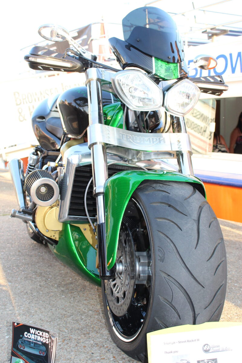 Triumph coated in carbon fibre painted green ( Pool Bike Show )