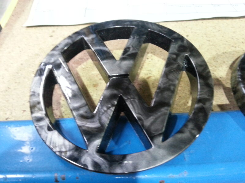 VW Transporter Various Exterior Parts Coated In Skull Hydrographic Film Painted Black
