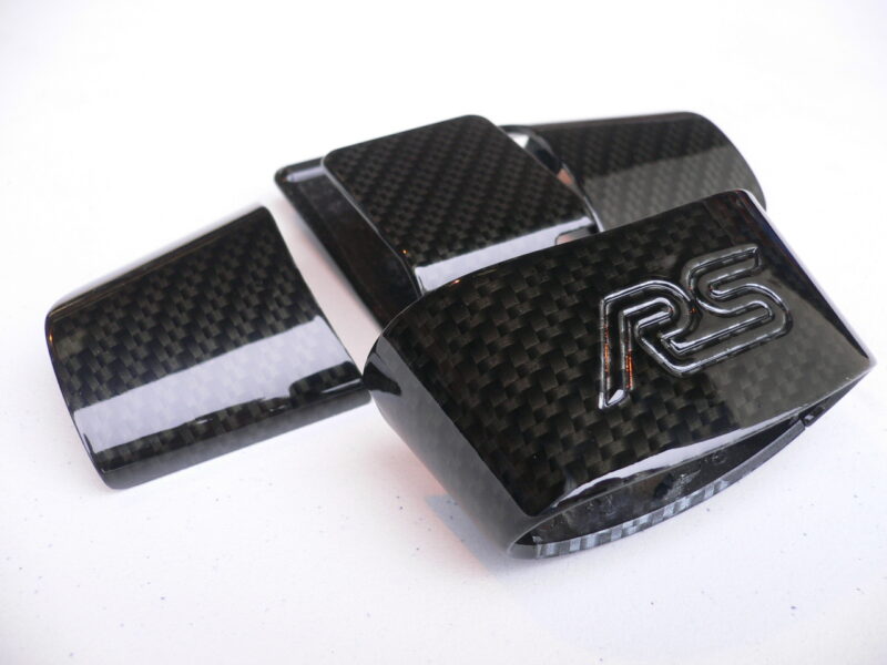 Ford Focus RS engine parts coated in carbon fibre hydrographic film painted black