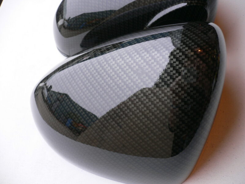 Car mirrors cover coated in carbon fibre hydrographic film painted black