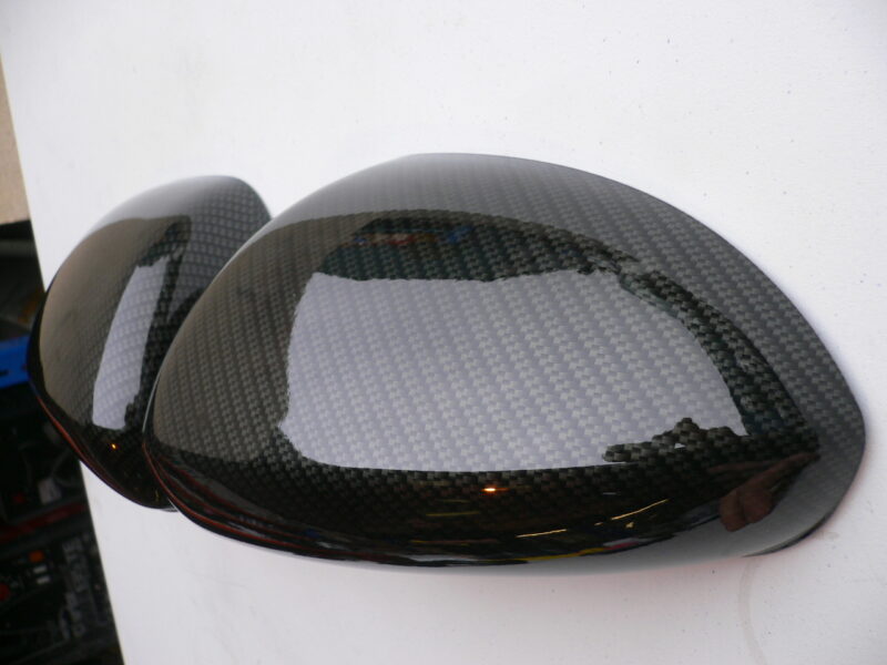 Car mirrors cover coated in carbon fibre hydrographic film painted black