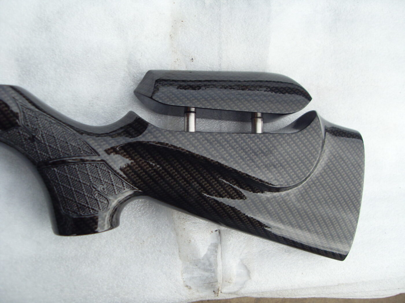 Guns Elements Coated In Carbon Fibre Hydrographic Film Painted Black