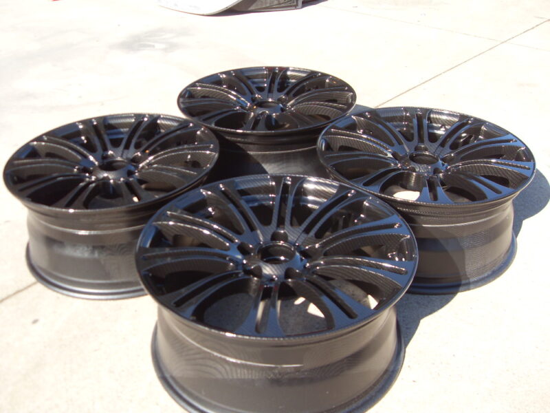 Car Alloy Wheels Coated In Carbon Fibre