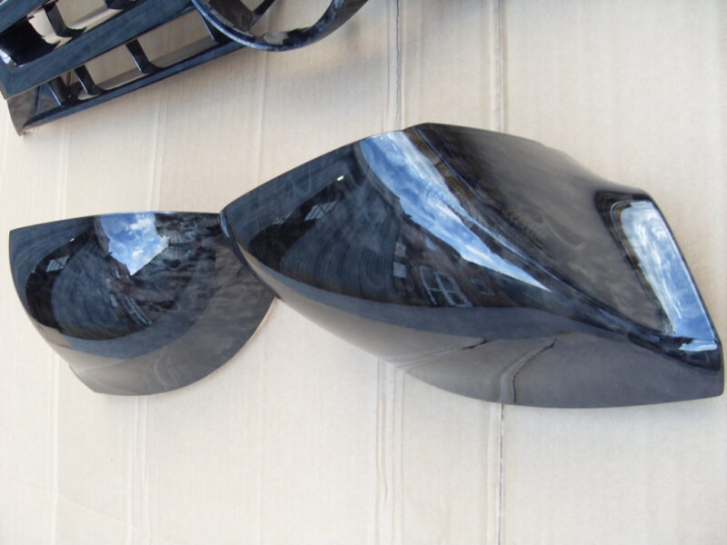 VW Exterior Parts Coated In Skull Hydrographic Film Painted Black