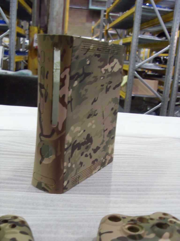 Xbox 360 and Gamepads Coated In Camouflage Hydrographic Film