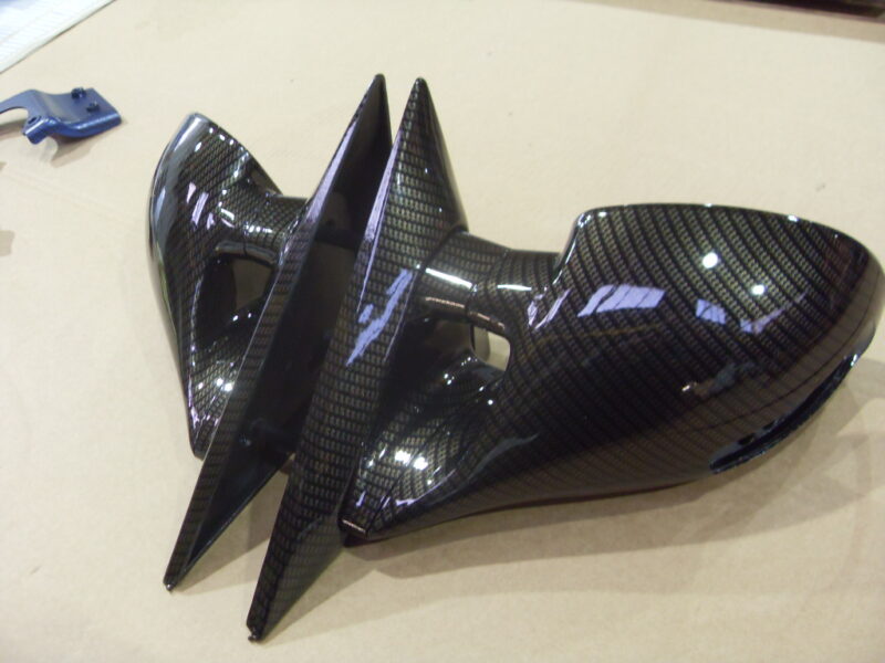 Car mirrors cover coated in carbon fibre hydrographic film painted black