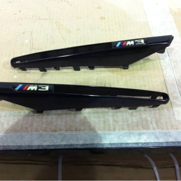 BMW M-Power exterior elements coated in carbon fibre