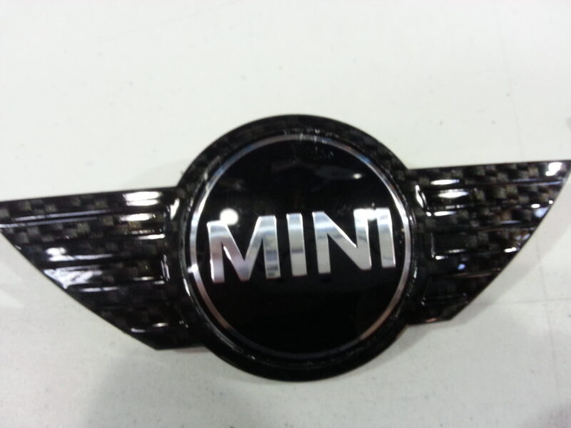 Mini Cooper various parts coated in carbon fibre hydrographic film painted black