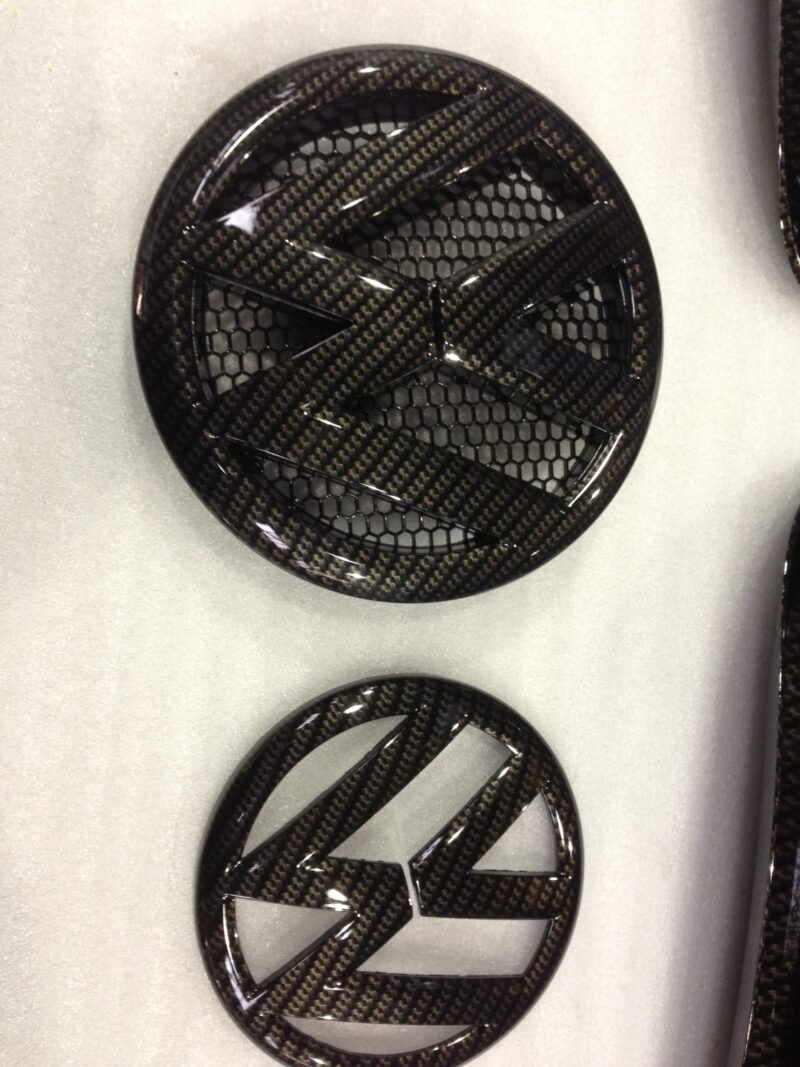 VW exterior elements coated in carbon fibre hydrographic film painted black