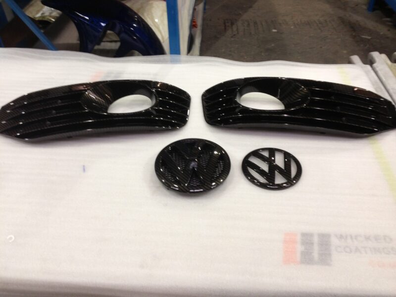 VW exterior elements coated in carbon fibre hydrographic film painted black