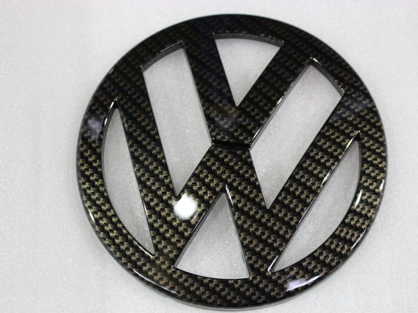 VW exterior elements coated in carbon fibre hydrographic film painted black