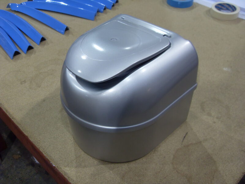 Container painted in silver
