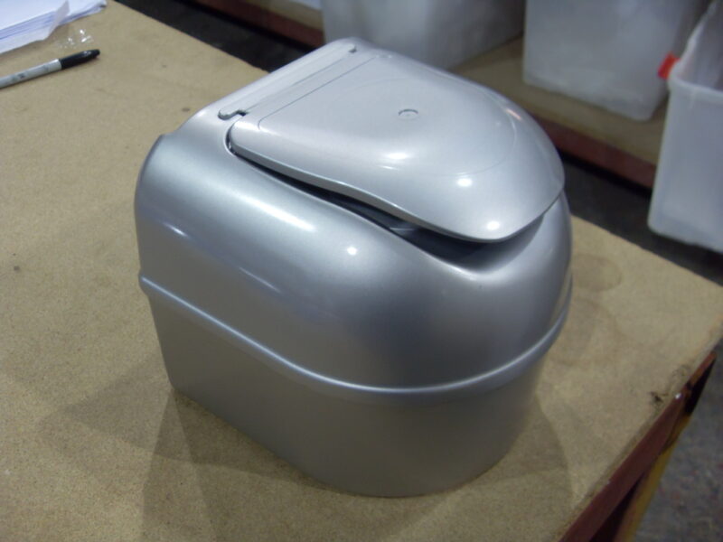 Container painted in silver