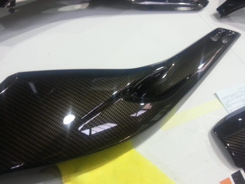 Yamaha motorbike parts coated in carbon fibre hydrographic film