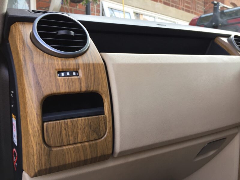 Land Rover Discovery – Interior
