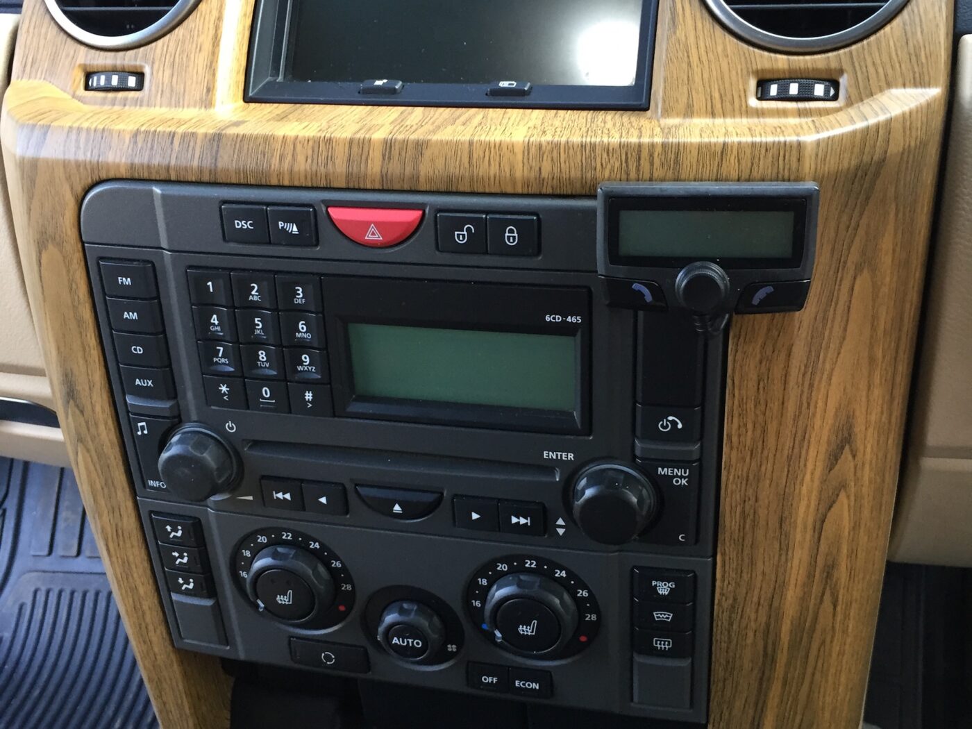 Land Rover Discovery – Interior
